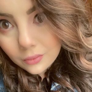 Meet your Posher, Ashleigh